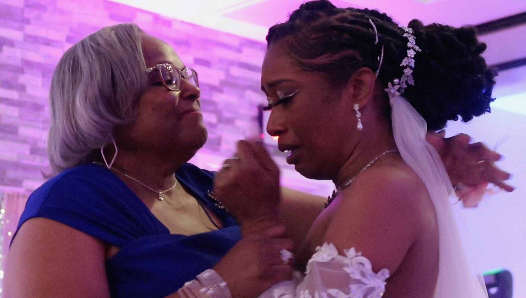 Emotional mother daughter dance